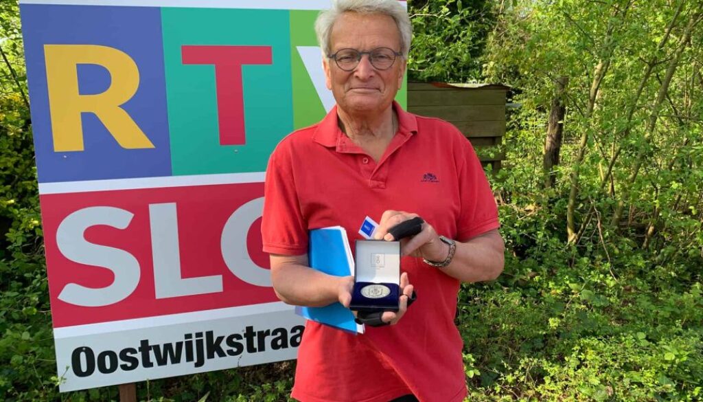 Hans Bogers (71) drager van de erepenning van Steenwijkerland