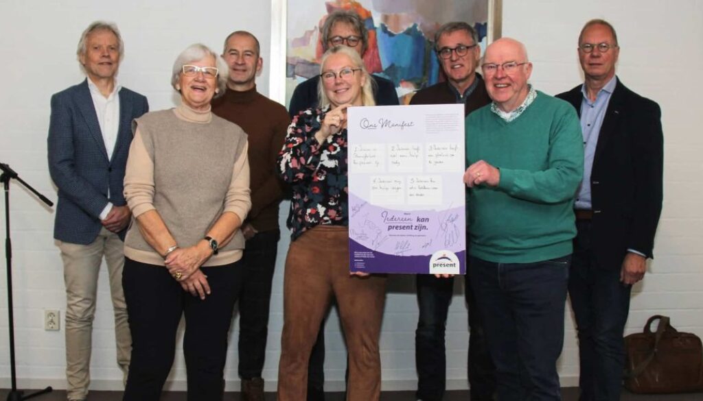 Present met ambassadeurs