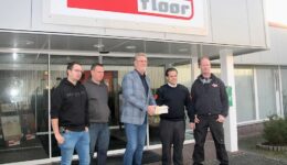 Uitreiking gevelbordje - Interfloor