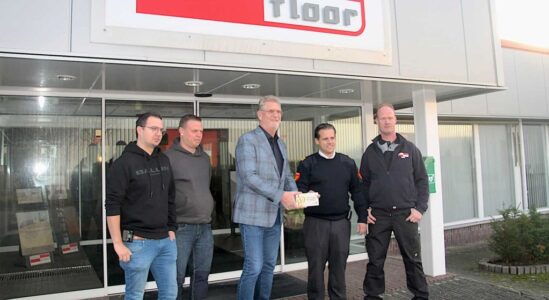 Uitreiking gevelbordje - Interfloor