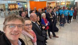 Foto WDODelta - Dijkgraaf Dirk-Siert Schoonman van Waterschap Drents Overijsselse Delta was één van de aanwezige bestuurders bij de lancering van de landelijke campagne voor de Waterschapsverkiezingen_