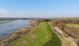 Luchtfoto - Krommedijk bij Herxen - Foto door Wijnand Evers en Frank Jansen