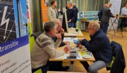 Informatiemarkt-Duurzaam-Wonen-in-gesprek-over-energie-besparen