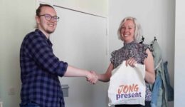 Kopie van Jong Present krant