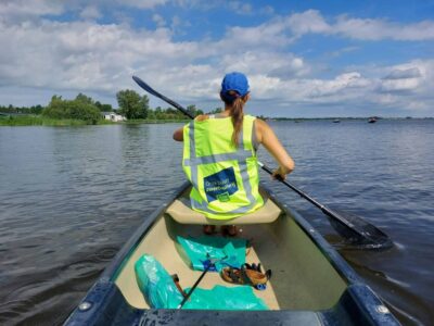 Schoonmaakactie-op-het-water