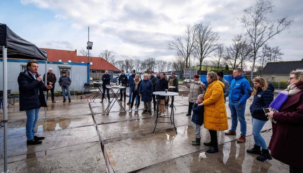 Start bouw Scheerwolde. foto Wilbert Bijzitter