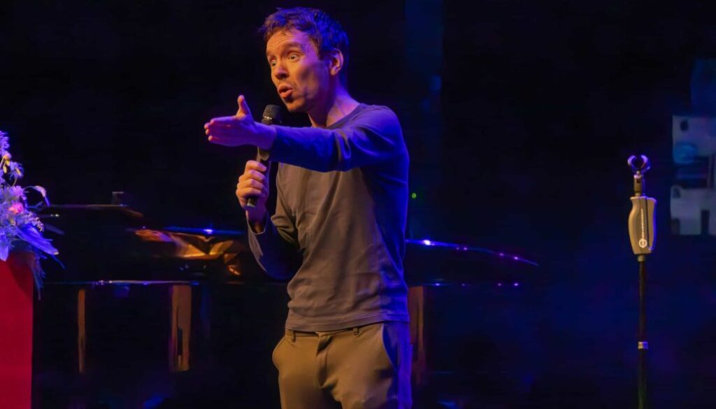 Vestzak Comedy Café