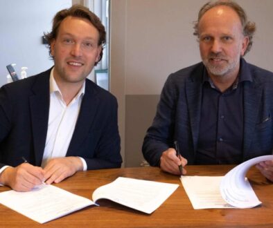 Ondertekening koopovereenkomst locatie voormalige Woldschool Steenwijkerwold