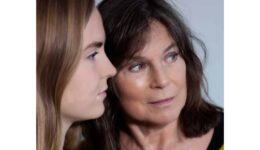 Debby Petter en Emma Finkers - foto bob bronshoff