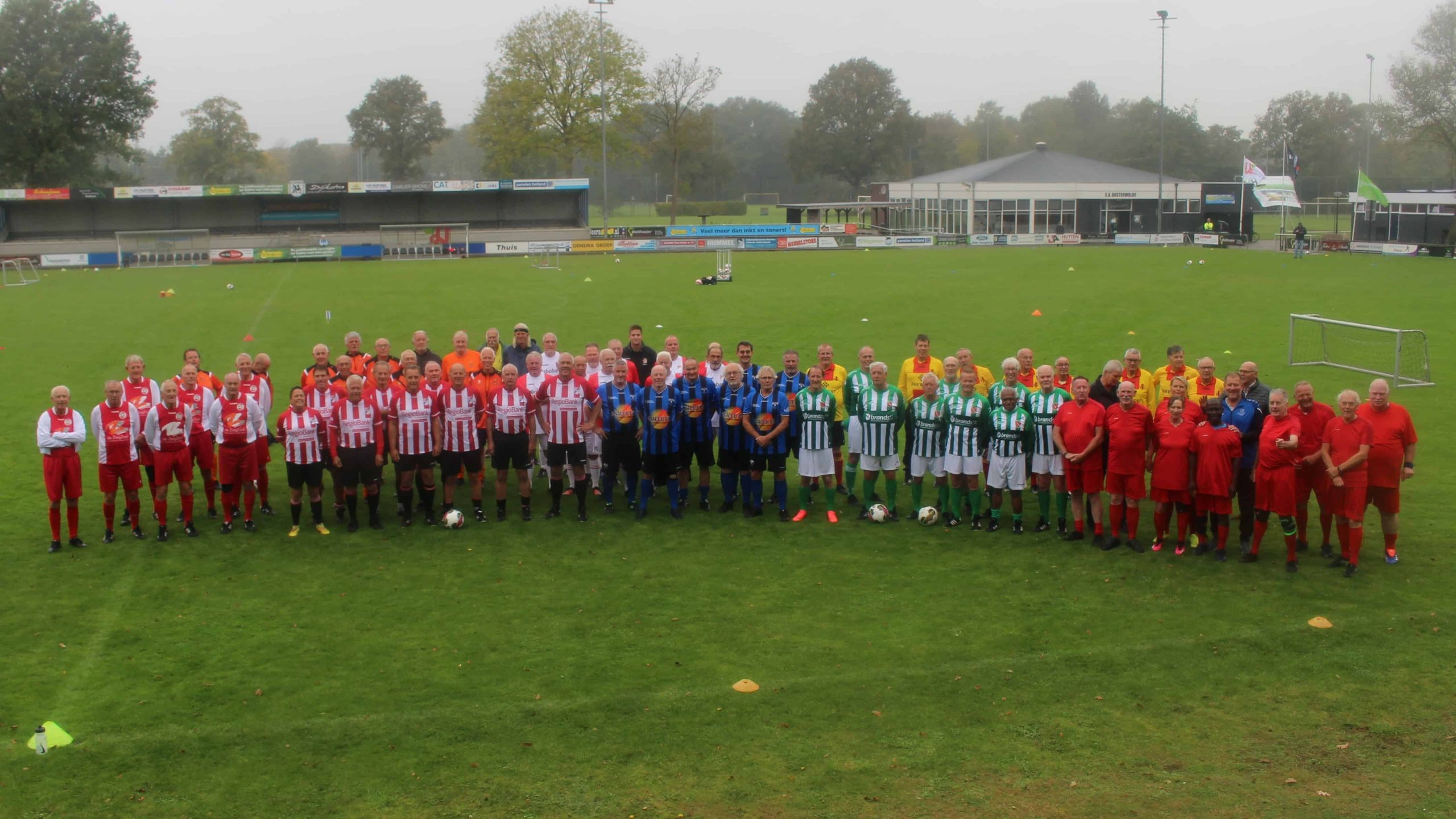 Groepsfoto Walking Football Noord Nederland - foto aangeleverd