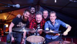 The Travelin' Band CCR Tribute persfoto - foto Ruth Eiting