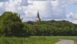 kerktoren rolde - foto aangeleverd