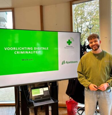 Digitale weerbaarheid Saber Klooster presentatie - foto aangeleverd