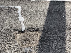 slecht asvalt - foto aangeleverd