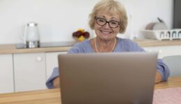 SeniorWeb - foto freepik