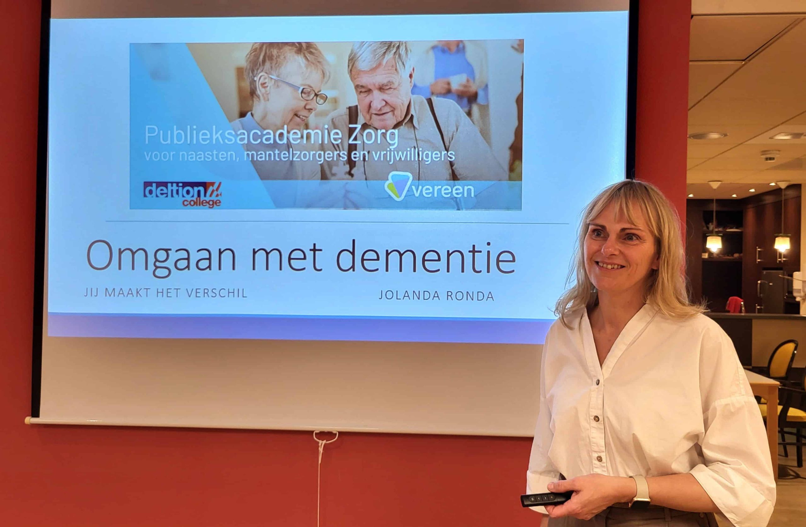 Workshop Omgaan met dementie - docent Jolanda - foto aangeleverd