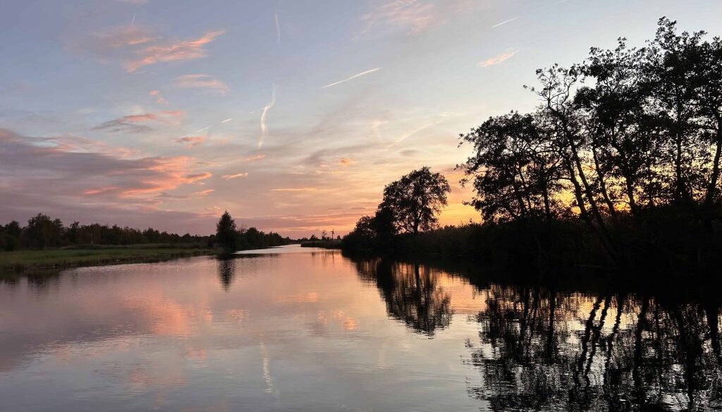 Zonsondergang in De Weerribben - foto Staatsbosbeheer - Denny Kroeze