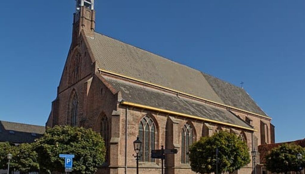 foto-Kleine-of-Onze-Lieve-Vrouwekerk1