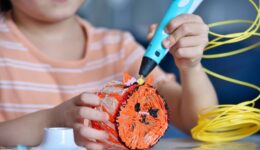 kind 3D pen - foto freepik