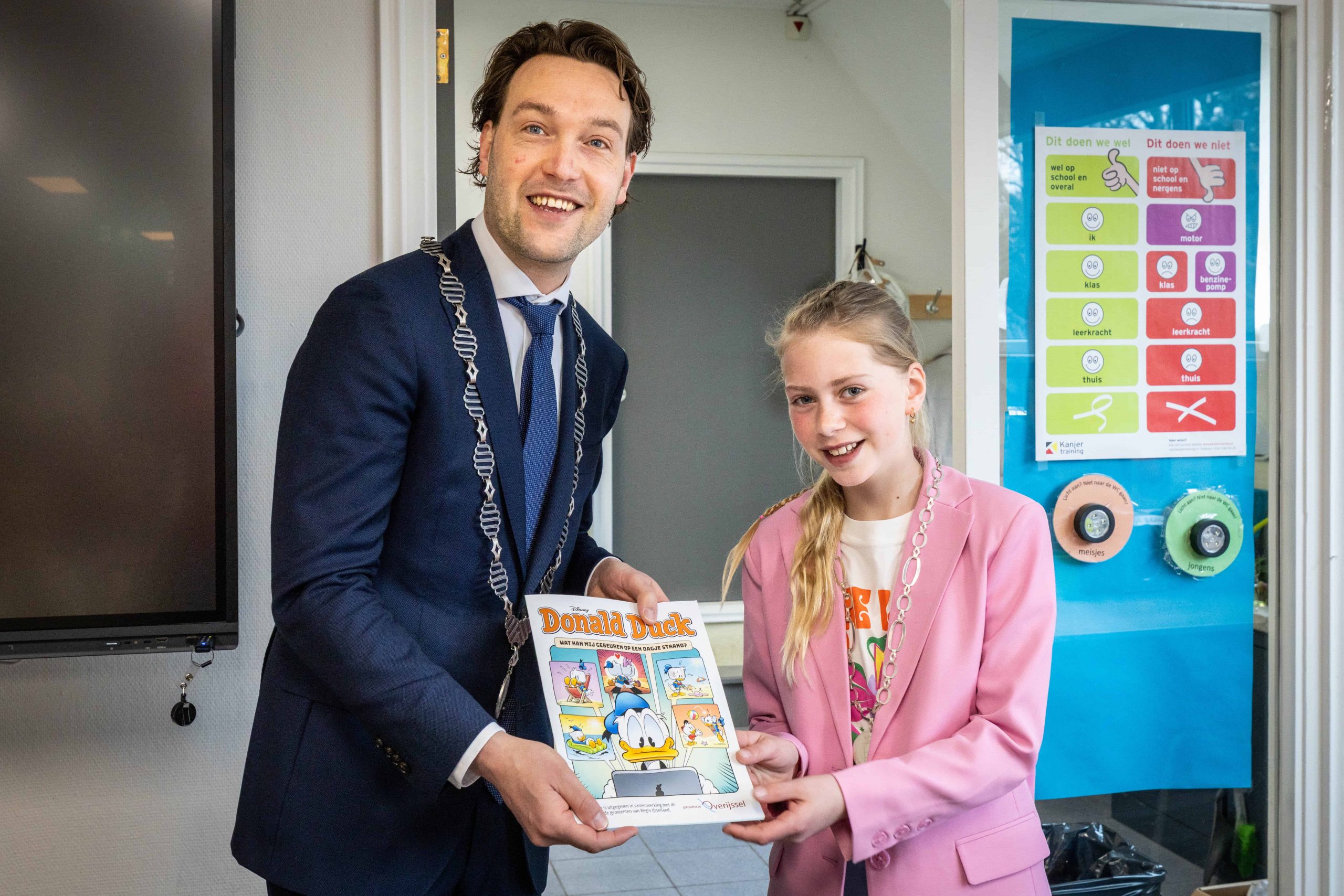 Locoburgemeester Melvin Smit en Yinthe Spijker - foto Wilbert Bijzitter.