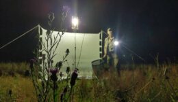 Op zoek naar nachtvlinders (foto Biodivers Cultuurland)