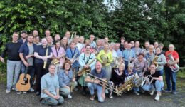 Orkest VCE Westerveld met Lysander van Oossanen en Jason Staal (foto aangeleverd)
