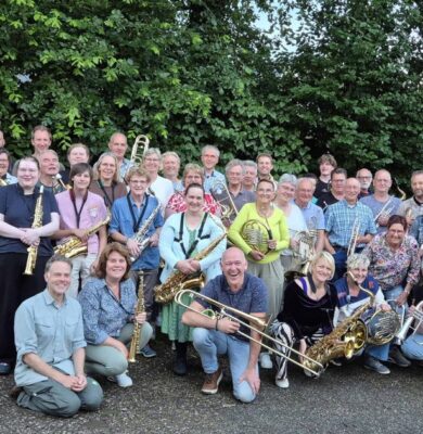 Orkest VCE Westerveld met Lysander van Oossanen en Jason Staal (foto aangeleverd)