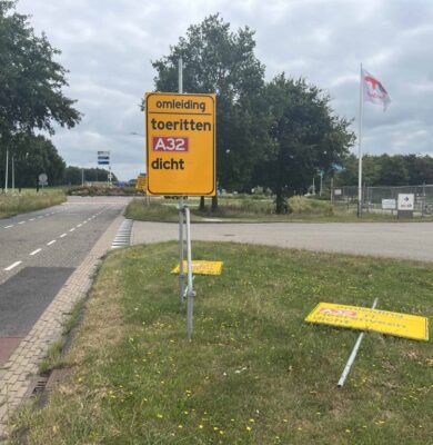 De toeritten naar de A32 bij Wolvega blijven langer dicht.