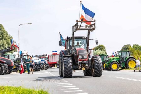 Boerenblokkade vlakbij Spanga (foto: BTBmedia).