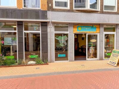 Het infopunt van Stichting Duurzaam Steenwijkerland in Steenwijk