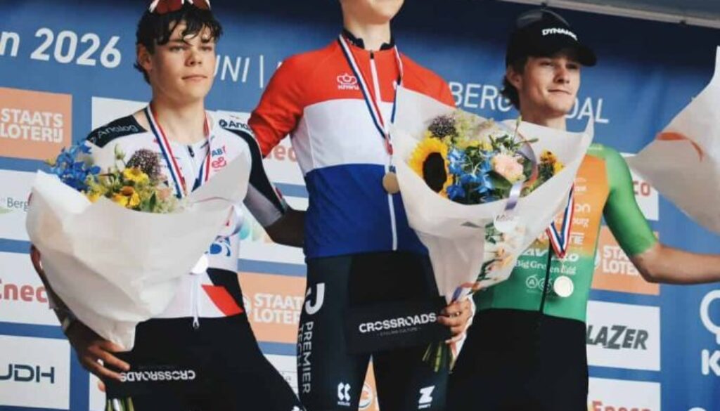 Otto van Zanden pakt de derde plek bij het NK wielrennen voor beloften (Foto: Kimberly Poelman).
