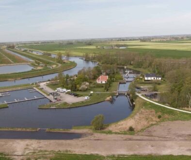 De Driewegsluis langs de Linde (foto: Dirk Brans).