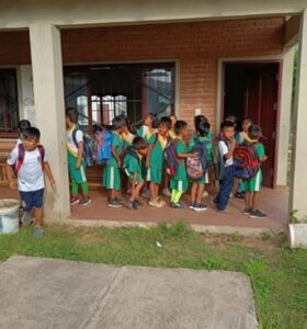 Help mee aan het bowuen van scholen in Bolivia (foto: aangeleverd).