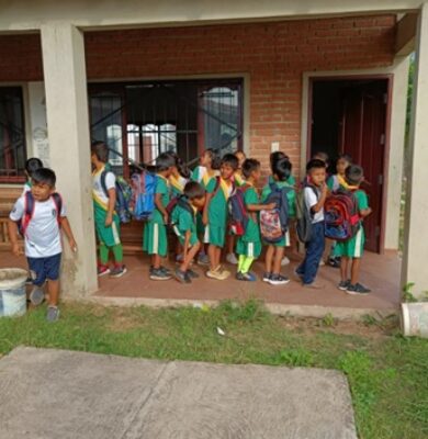 Help mee aan het bowuen van scholen in Bolivia (foto: aangeleverd).