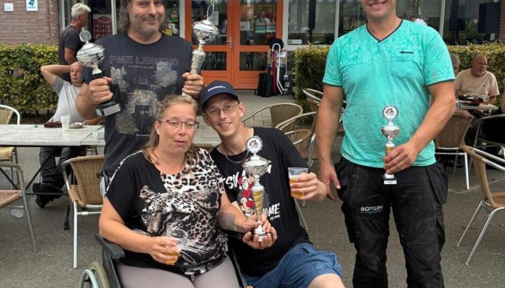Prijswinnars paling roken (foto aangeleverd)