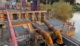 Tijdelijke pompinstallatie gemaal Ankersmit Deventer (foto Waterschap Drents Overijsselse Delta)