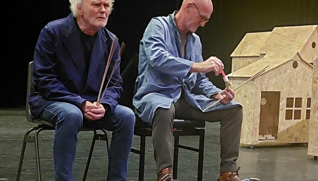 Scene uit de repetitie van Paradijsvogels uit West (foto aangeleverd)
