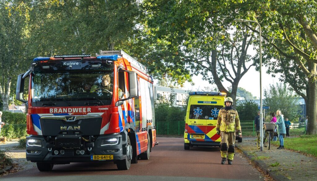 Brandweer, politie en ambulance ter plaatse in Wolvega (foto: BTBMedia)