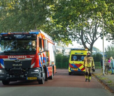 Brandweer, politie en ambulance ter plaatse in Wolvega (foto: BTBMedia)