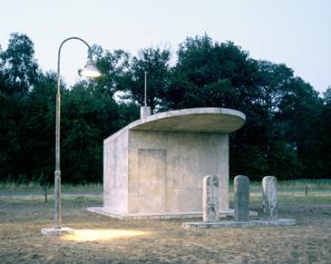 Monument voor de Benzinepomp, 1993, A30, Brinkhofweg, ter hoogte van Lunteren