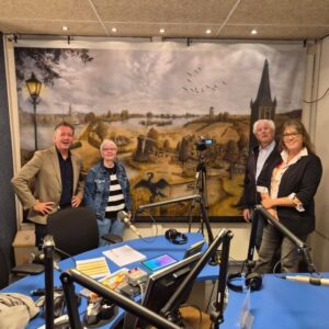 Onthulling wandkleed
