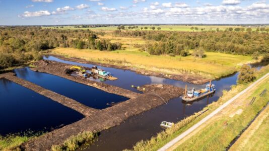 Minister van Essen op bezoek bij Natuurmonumenten