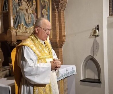 Pastor Harry van der Vegt in RK Kerk Steenwijkerwold (foto_ H. van der Vegt)(1)