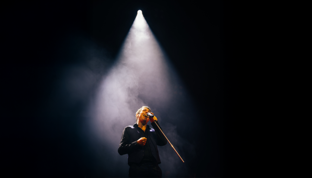 Promobeeld Queen Must Go On All About The Hits (foto SetVexy)