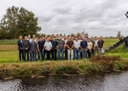 Team Gemalen en Stuwen: met beide benen op de grond, midden in het werkgebied, tussen water, polder en het landelijke gebied. Van bestuurder tot toezichthouder en uitvoerder (foto aangeleverd)