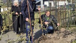 Burgemeester van gemeente Westerveld, de heer J. Spoelstra & de Commissaris van de Koning in Drenthe, mevrouw A. Mulder - foto aangeleverd